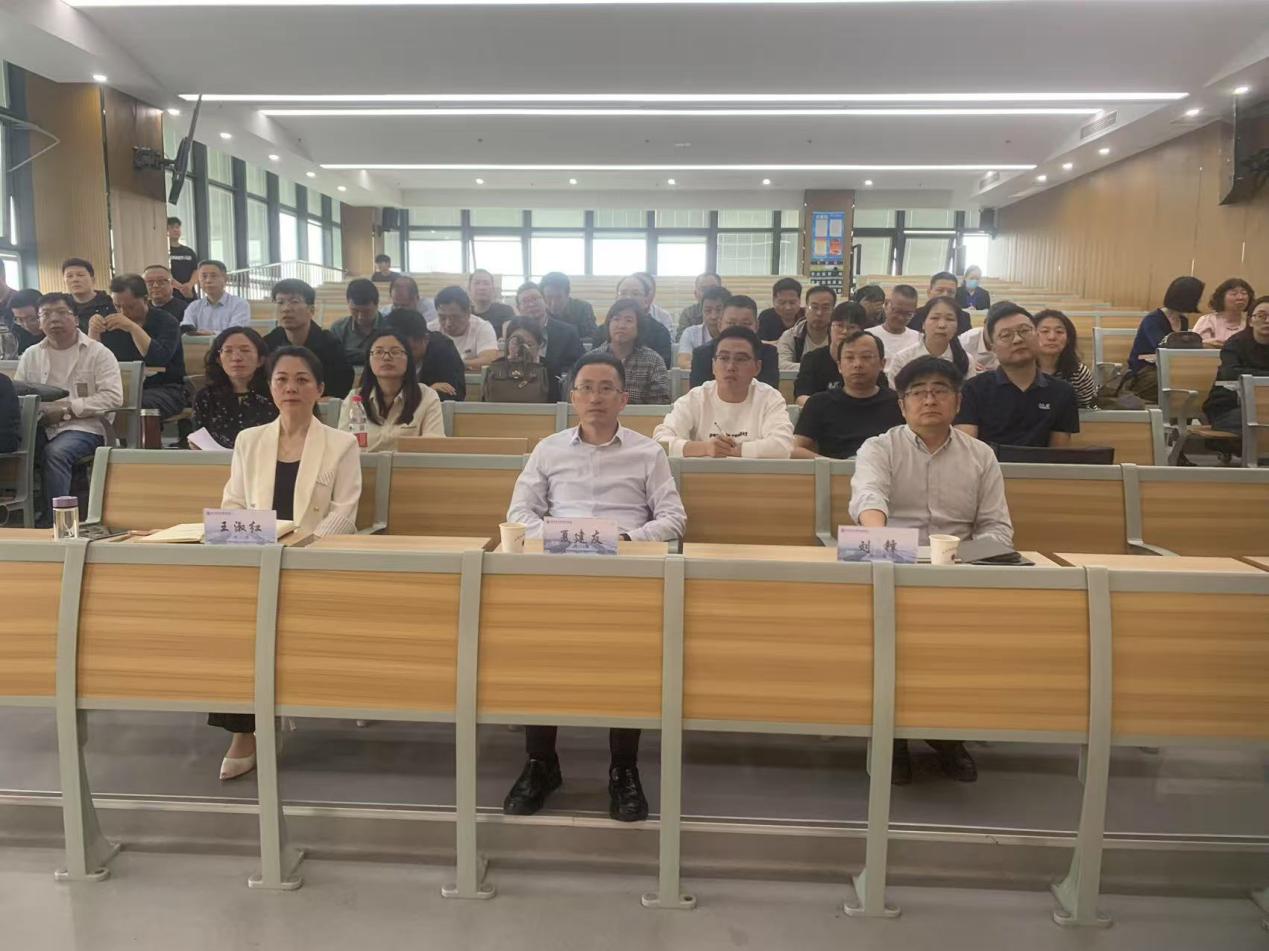 汽车工程学院赴英IMI研修成果汇报会圆满举行